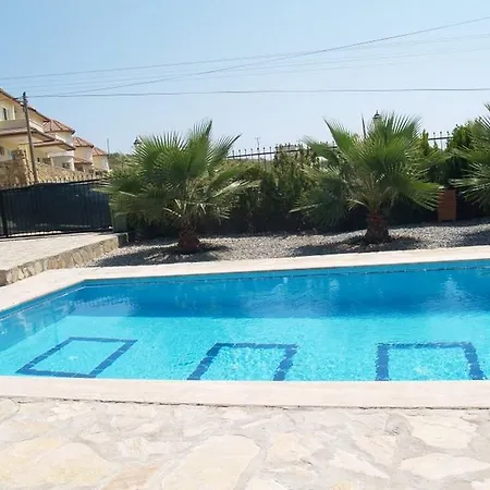 Mutlu Villa *