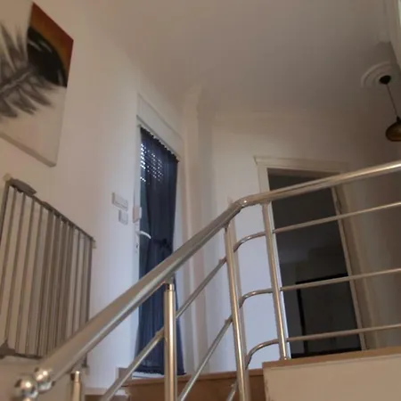 Mutlu Villa